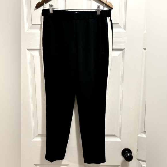 Aritzia Wilfred Crepe Side Tuxedo Stripe Pull On Pants Black Ankle Sz 4 Like New - Picture 3 of 8